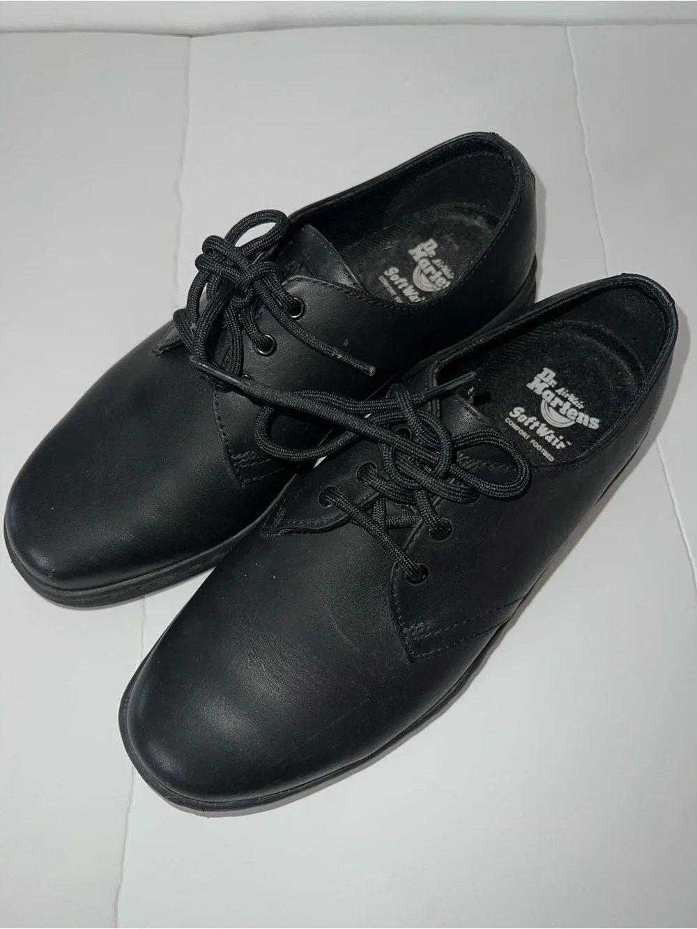 Unisex Dr. Martens Black Lace-Up Casual Dress Shoes, non slip very comfortable